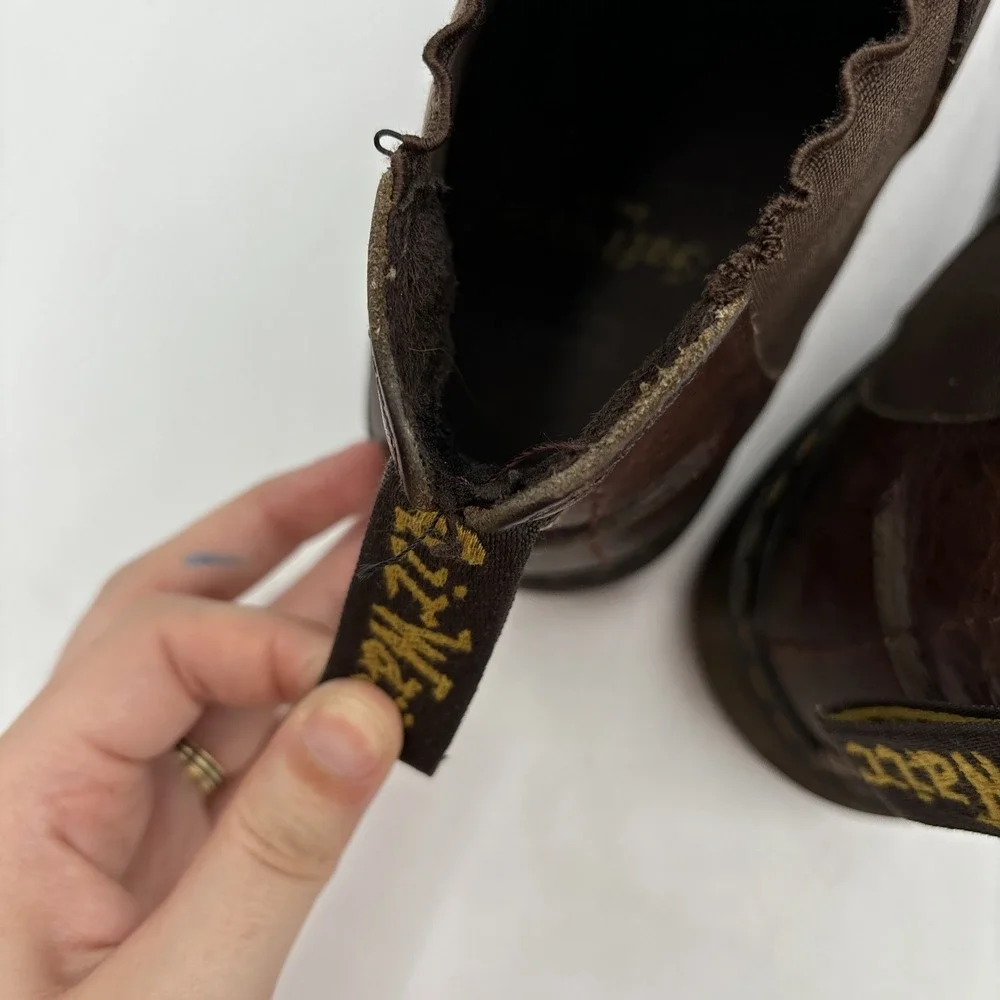 Dr. Martens Lyme Brown Leather Chelsea Boots Men's‎ 7 M Women's 8